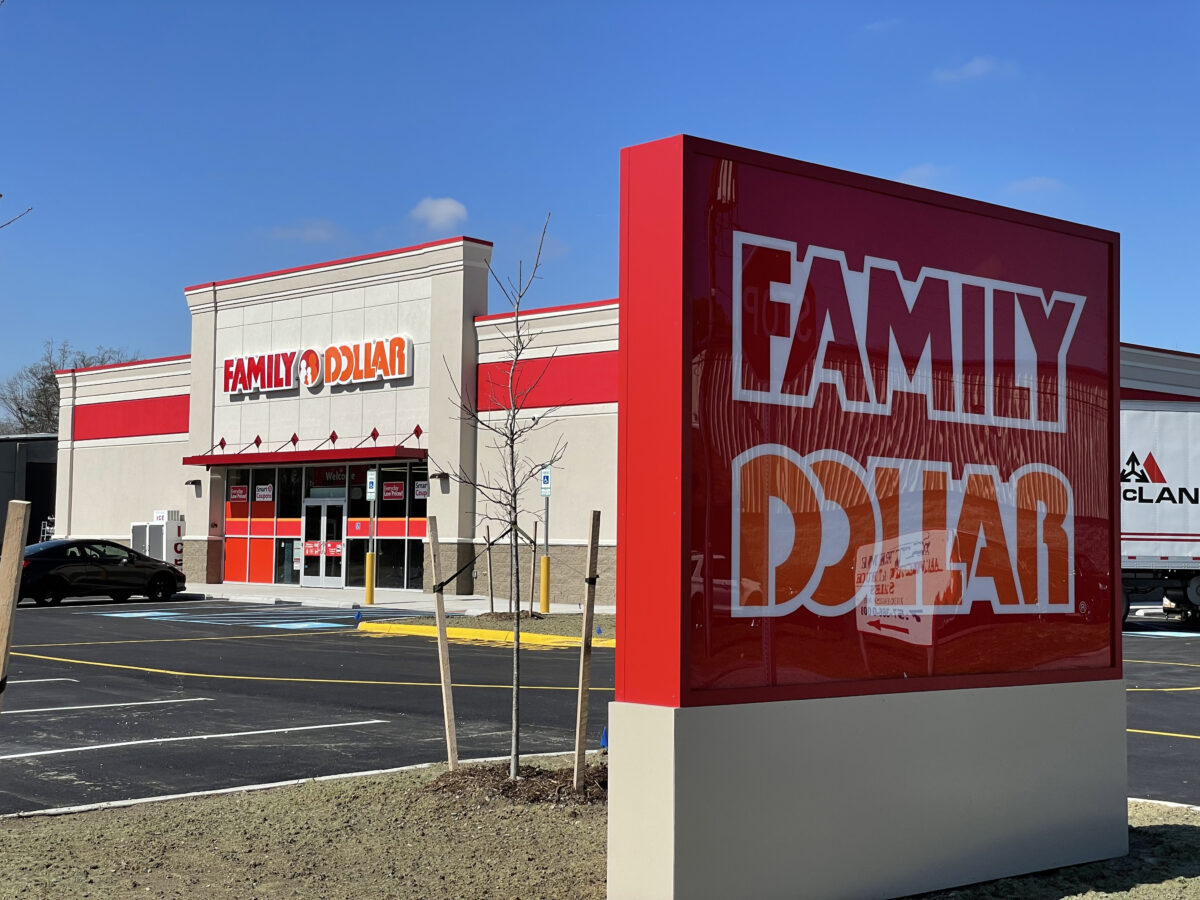 New And Renovation Design For Family Dollar Stores In U.s. 